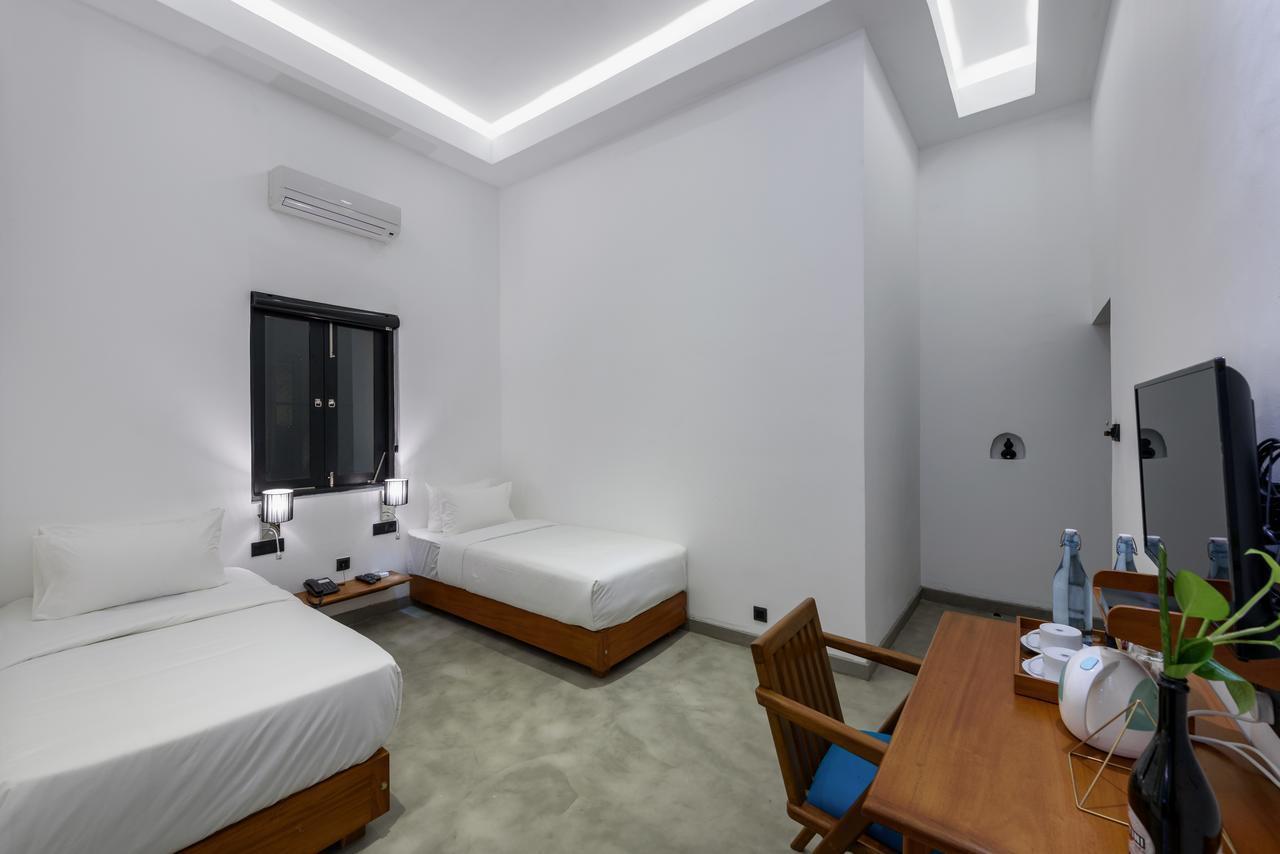 Fern Colombo Bed & Breakfast Екстериор снимка